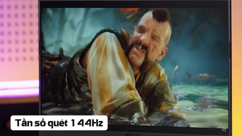 Màn hình 16 inch 144Hz của máy rất tuyệt vời để chơi game và giải trí