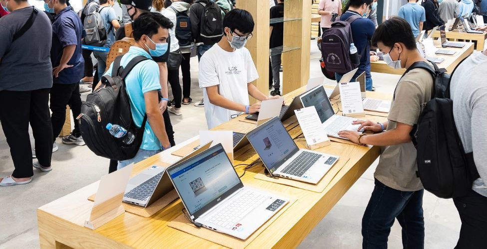 Chọn mua Lenovo ThinkPad P14s Gen 6 21QT005CVA