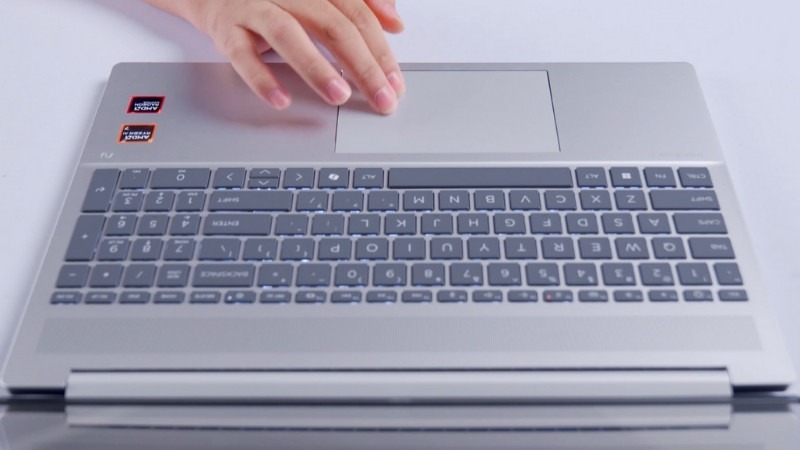 Gõ phím cực sướng, làm việc thần tốc trên HP OmniBook 5 16-ag1066AU BZ7S9PA