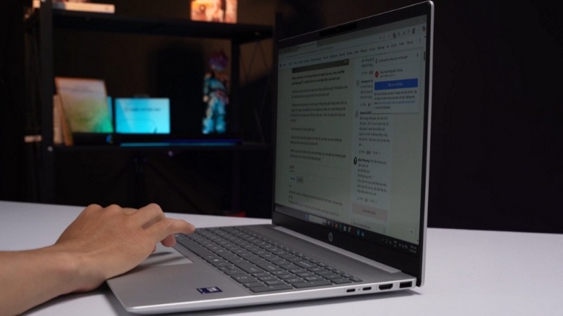 HP OmniBook 5 AI 16-AF1046TU BZ7Q8PA có khả năng kết nối không dây ổn định