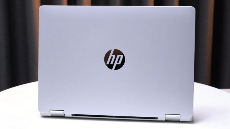 HP OmniBook 5 Flip 14-fp0055TU BZ7Q4PA thiết kế sang trọng, thời thượng