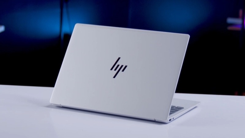 HP OmniBook 7 13-bg1087AU BZ7S1PA có thiết kế thời thượng