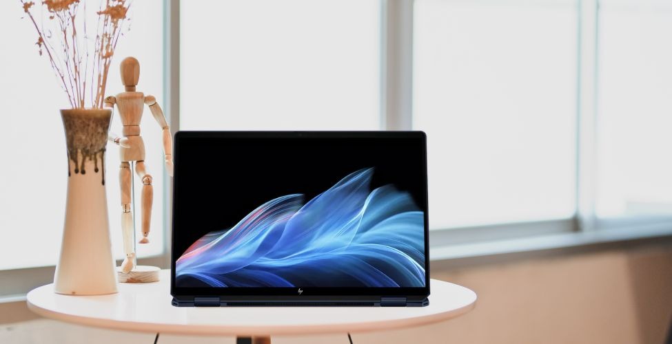 Thiết kế HP OmniBook UF 14-FH0040TU B13VHPA 