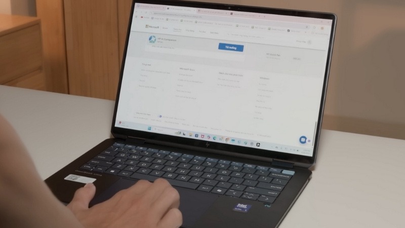 Ưu điểm và nhược điểm của laptop HP OmniBook UF X360 14-FH0097TU BZ7S3PA