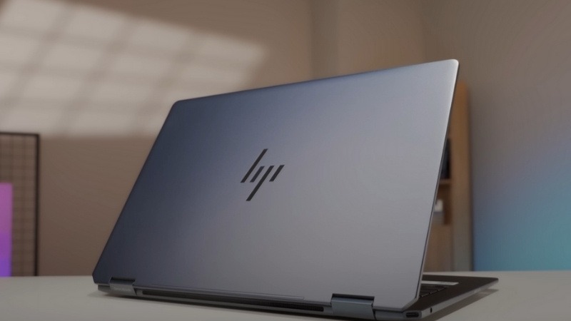 HP OmniBook UF X360 14-FH0097TU BZ7S3PA sở hữu tông màu xanh Blue thanh lịch