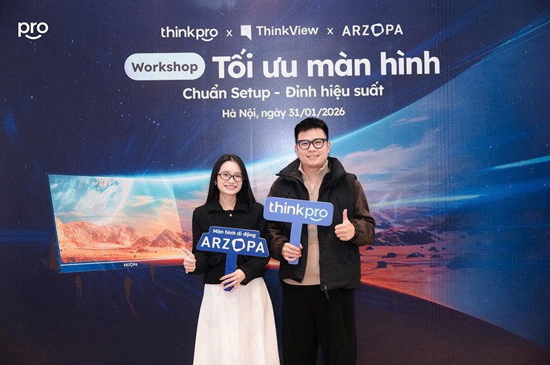 Khách tham dự check-in tại workshop ThinkPro x ThinkView X Arzopa đồng tổ chức