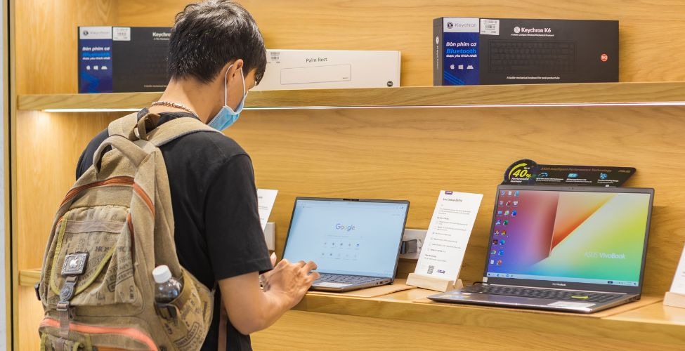 Chọn mua Lenovo V14 G5 IRL 83HD0030VN