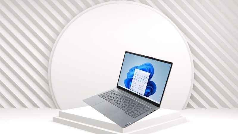 Lenovo ThinkBook 14 G9 IRL 21UY008KVA được trang bị webcam FHD 1080p kèm IR Hybrid