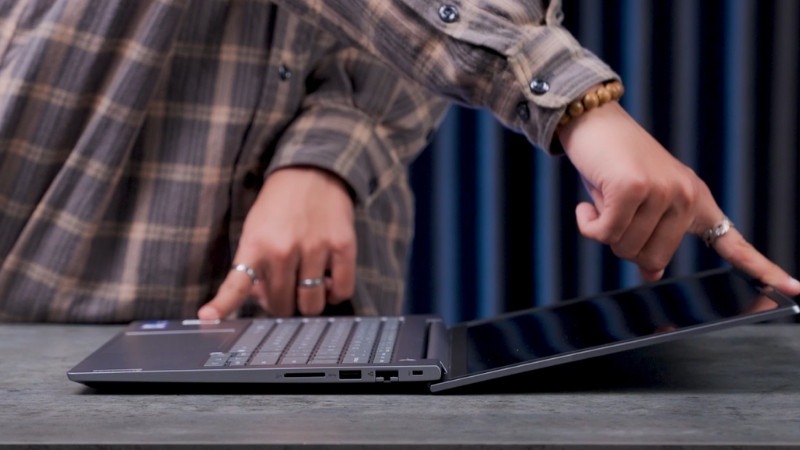 Lenovo ThinkBook 14 G9 IRL 21UY008XVN có thiết kế thời thượng, bền bỉ