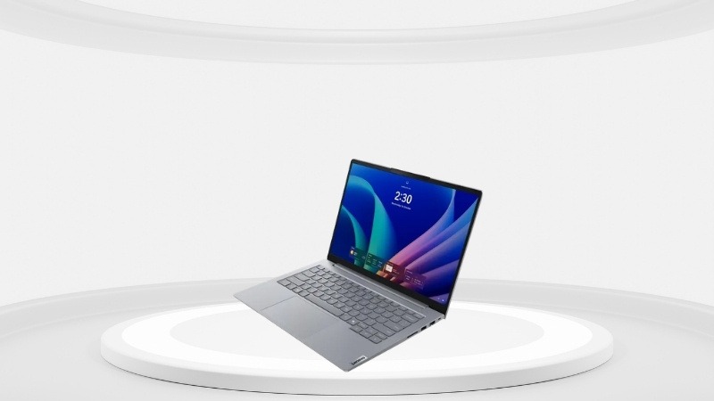 Lenovo ThinkBook 14 G9 21UX001JVN trang bị sẵn công nghệ sạc nhanh tiện lợi