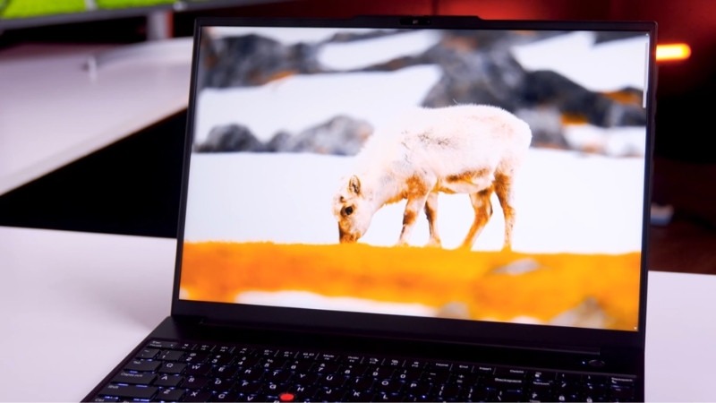 Lenovo ThinkPad E16 Gen 3 22AY003UVN phù hợp cho dân lập trình, kế toán và dân văn phòng cần đa nhiệm mạnh mẽ