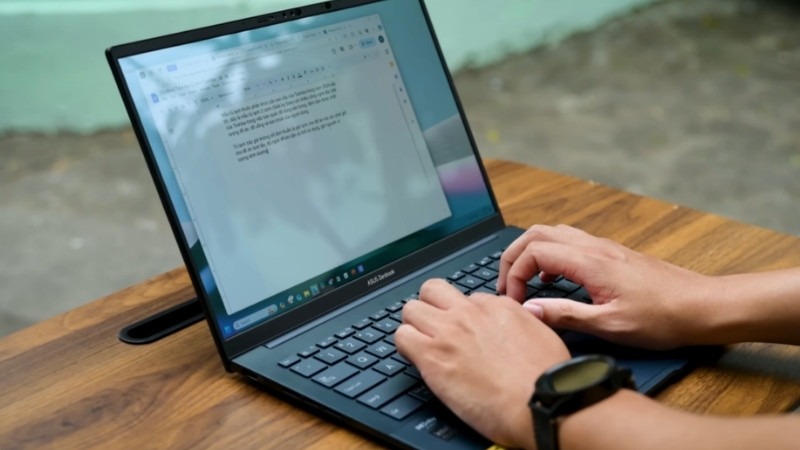 Lưu ý trước khi lựa chọn ASUS ZenBook 14 UX3405CA-ST628W
