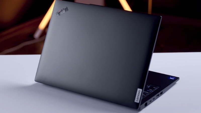 Lenovo ThinkPad L14 Gen 6 21S60027VA sở hữu thiết kế bền bỉ, hiện đại