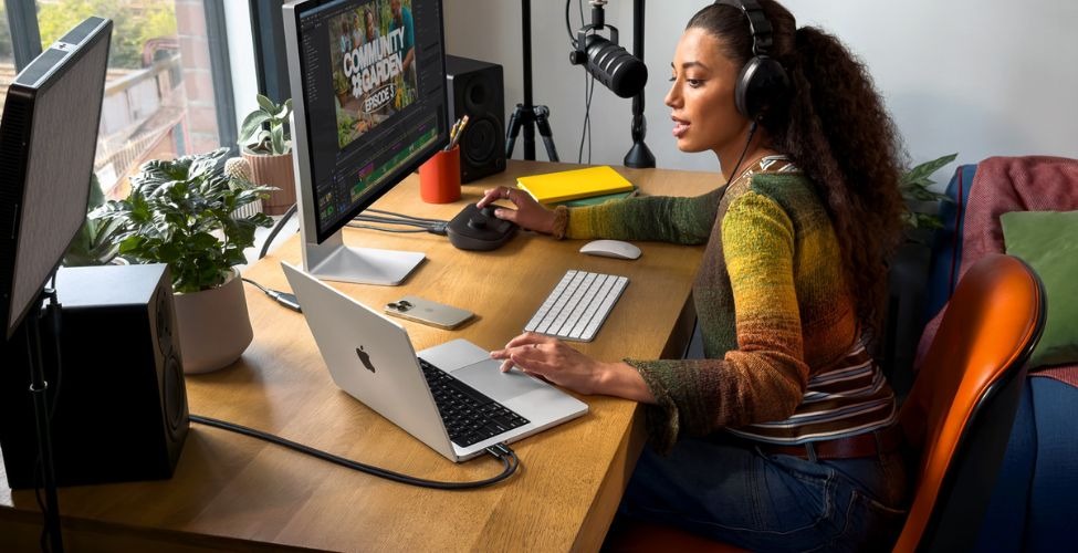 Đa nhiệm Apple Macbook Pro M5 14 inch MJ3E4SA/A