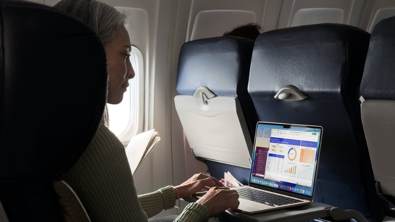 Apple MacBook Air M5 13 inch 2026 MDHA4SA/A trang bị công nghệ Dolby Atmos và Spatial Audio