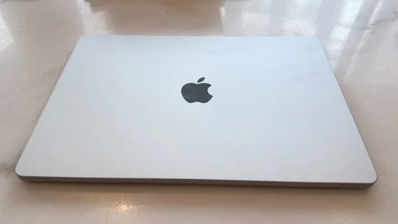 Apple MacBook Air M5 15 inch 2026 MDV94SA/A thiết kế đẳng cấp với vỏ nhôm tinh tế