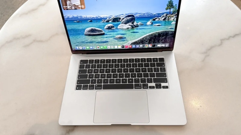 Apple Macbook Air M5 15 inch 2026 MDVA4SA/A trang bị bàn phím Magic Keyboard