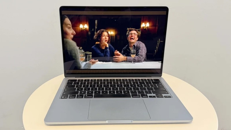 Apple Macbook Air M5 15 inch 2026 MDVC4SA/A sử dụng bàn phím Magic Keyboard êm ái