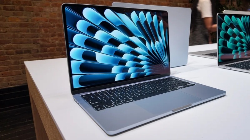 Apple Macbook Air M5 15 inch 2026 MDVQ4SA/A thao tác nhập liệu êm ái qua Magic Keyboard và Force Touch
