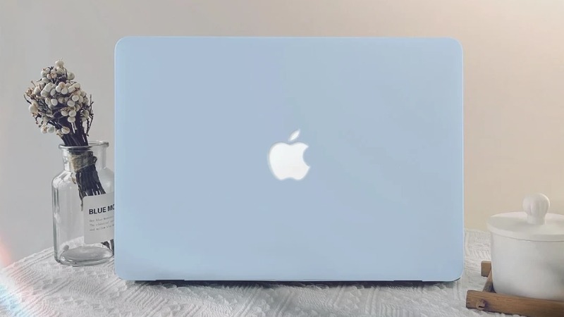 Apple Macbook Air M5 15 inch 2026 MDVU4SA/A có pin dùng 18 giờ cùng cổng Thunderbolt 4 giúp bạn làm việc bền bỉ và truyền dữ liệu cực nhanh