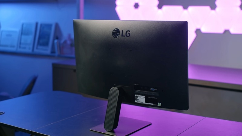 Màn hình LG 24U411A-B 23.8 inch viền mỏng ba cạnh nhỏ gọn, hiện đại và tối ưu diện tích
