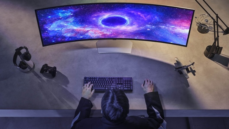 Samsung Odyssey G9 LS49CG934SEXXV có không gian 32:9 siêu rộng, độ phân giải sắc nét và độ cong 1800R ôm trọn tầm nhìn