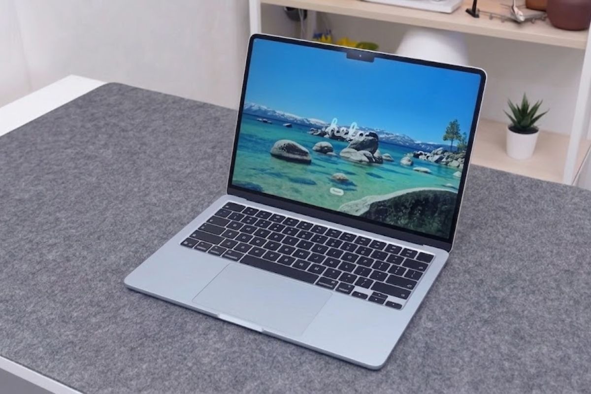 Macbook Pro M5 Max sử dụng màn hình Liquid Retina XDR sắc nét