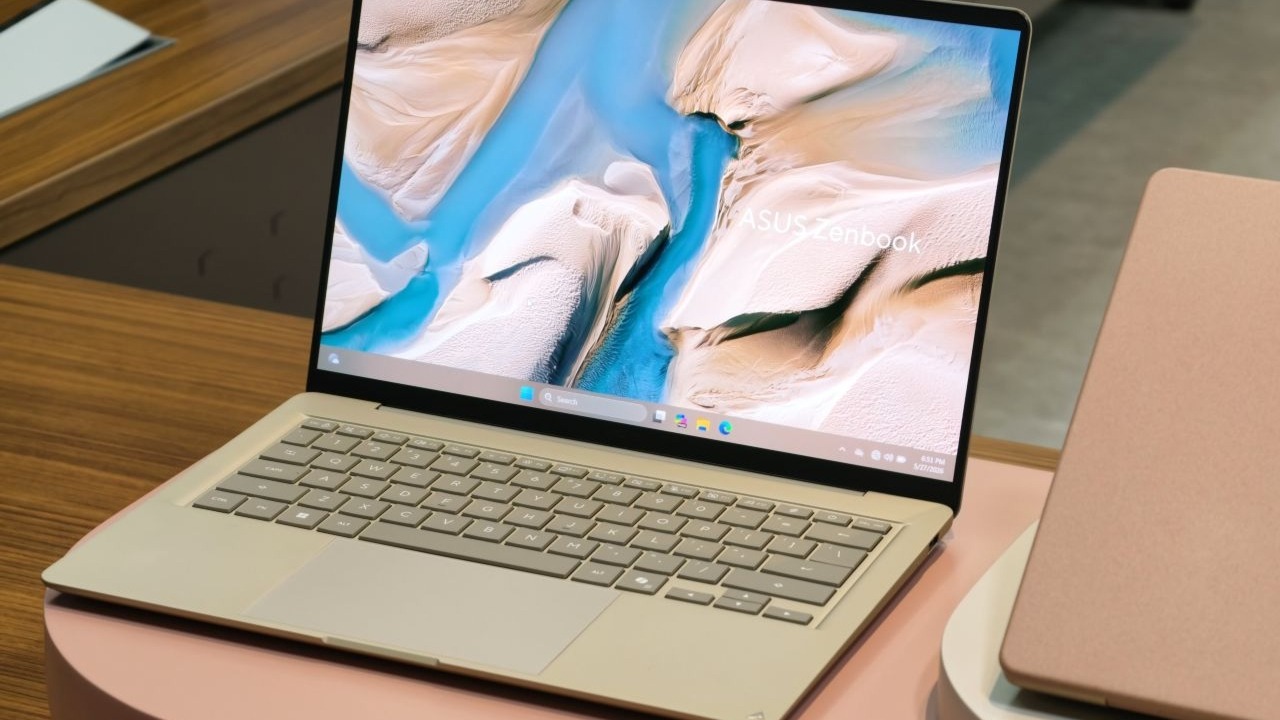 Zenbook 14 2026 sở hữu vỏ Ceraluminum bền bỉ, màn OLED đẹp, pin 21h và chip AI từ 45 TOPS