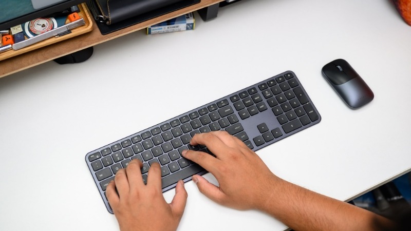 Bàn phím không dây Satechi Slim EX3 gõ êm ái, ít tiếng ồn, rất phù hợp cho môi trường văn phòng yên tĩnh