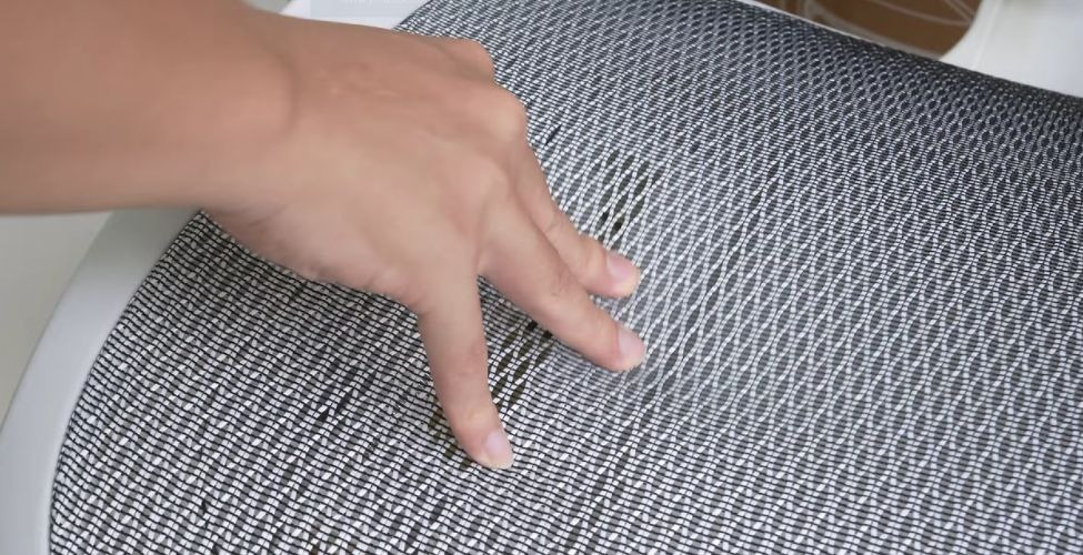 Thiết kế và chất liệu ghế công thái học SIHOO