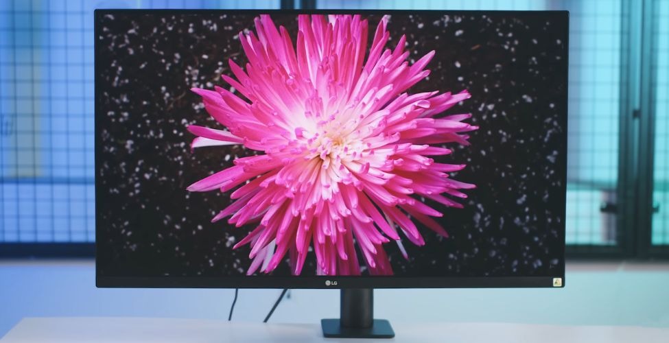 Màn hình đồ họa LG UltraFine 32UN880K-B