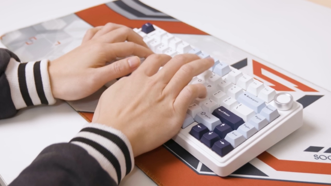 Đừng chỉ chọn theo ngoại hình, hãy chú ý layout, switch và độ tương thích để tránh sai lầm