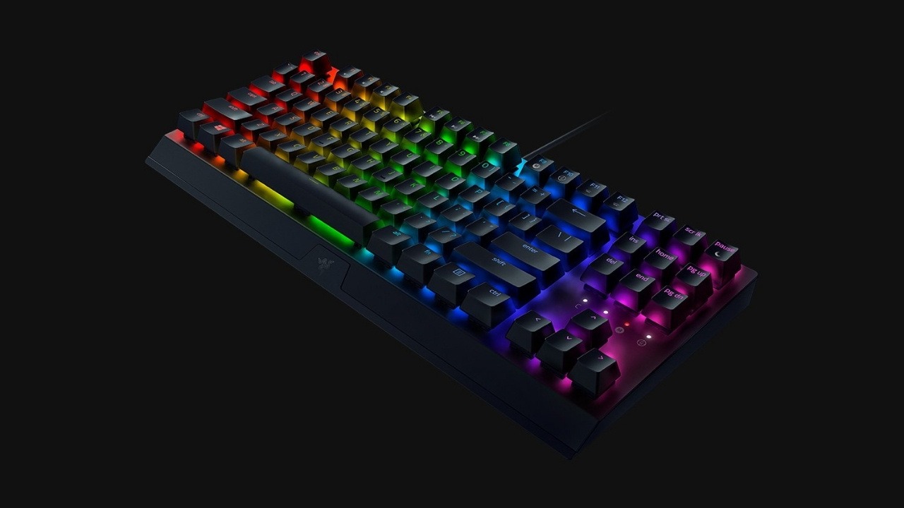 Game cần nhiều macro nên ưu tiên TKL hoặc full-size để có đủ phím, tránh khó khăn khi dùng layer