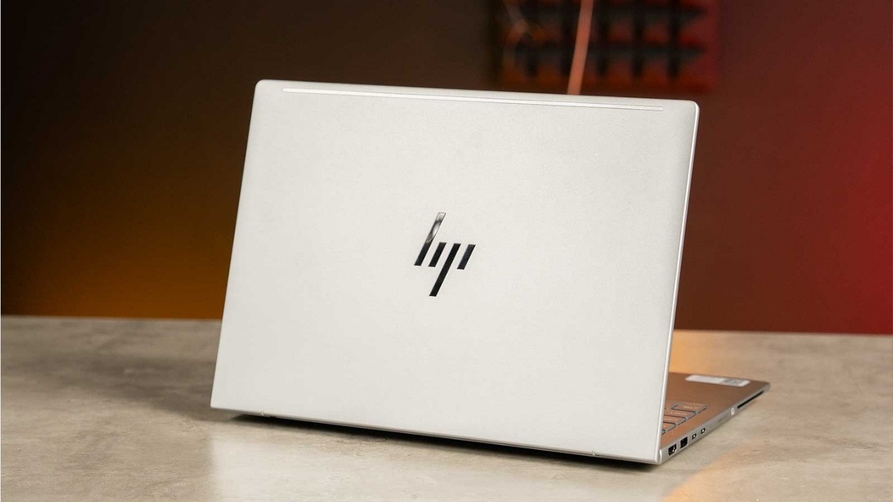 Chọn laptop 20 triệu Asus cho game, Acer nếu ngân sách thấp, HP sang trọng và Dell cho sự bền bỉ, ổn định