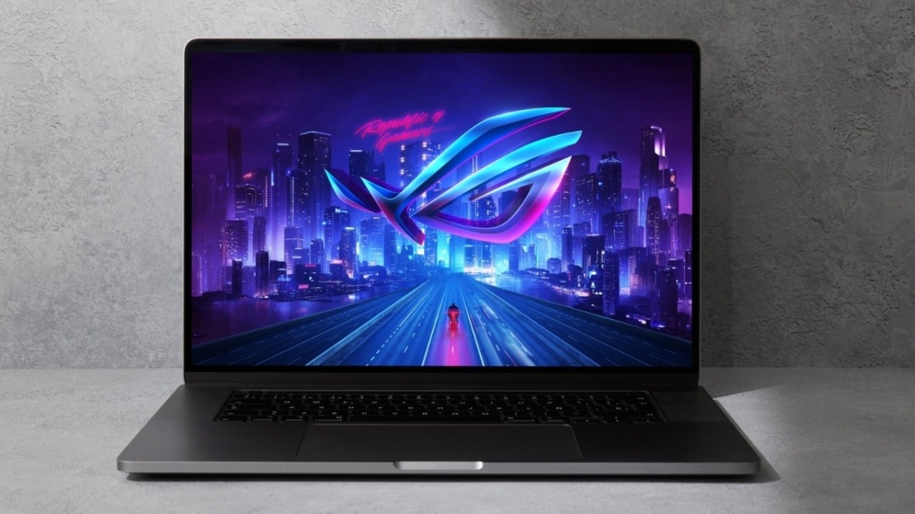 Chọn thương hiệu laptop 4K uy tín như Dell, Asus, HP hay Apple để đảm bảo chất lượng và trải nghiệm