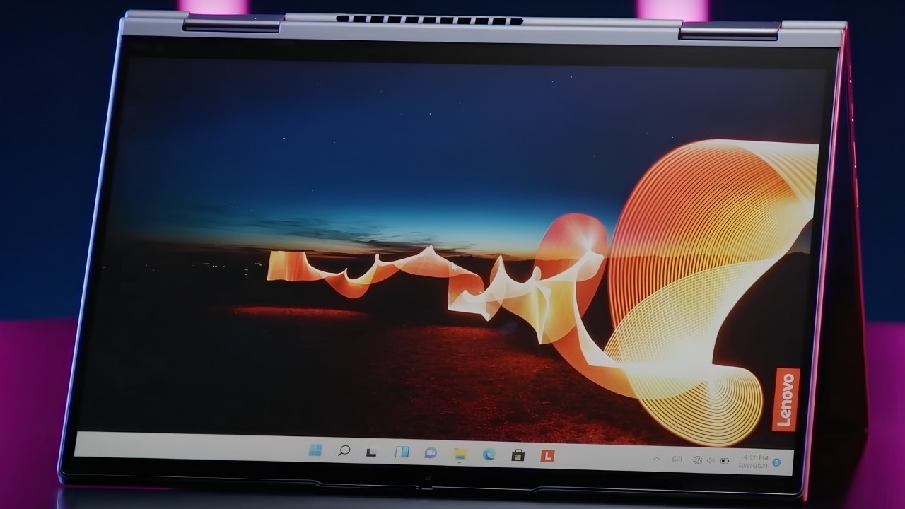 ThinkPad X1 Yoga Gen 7 là laptop 4K xoay gập bền bỉ, hiệu năng mạnh mẽ, màn hình sắc nét
