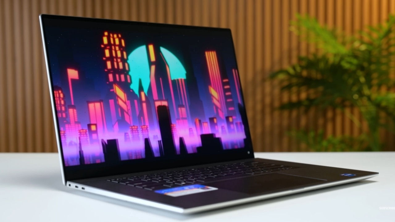 Laptop Dell XPS 17 9720 là laptop 4K sáng tạo mạnh mẽ với màn hình 17 inch 4K cực sắc nét