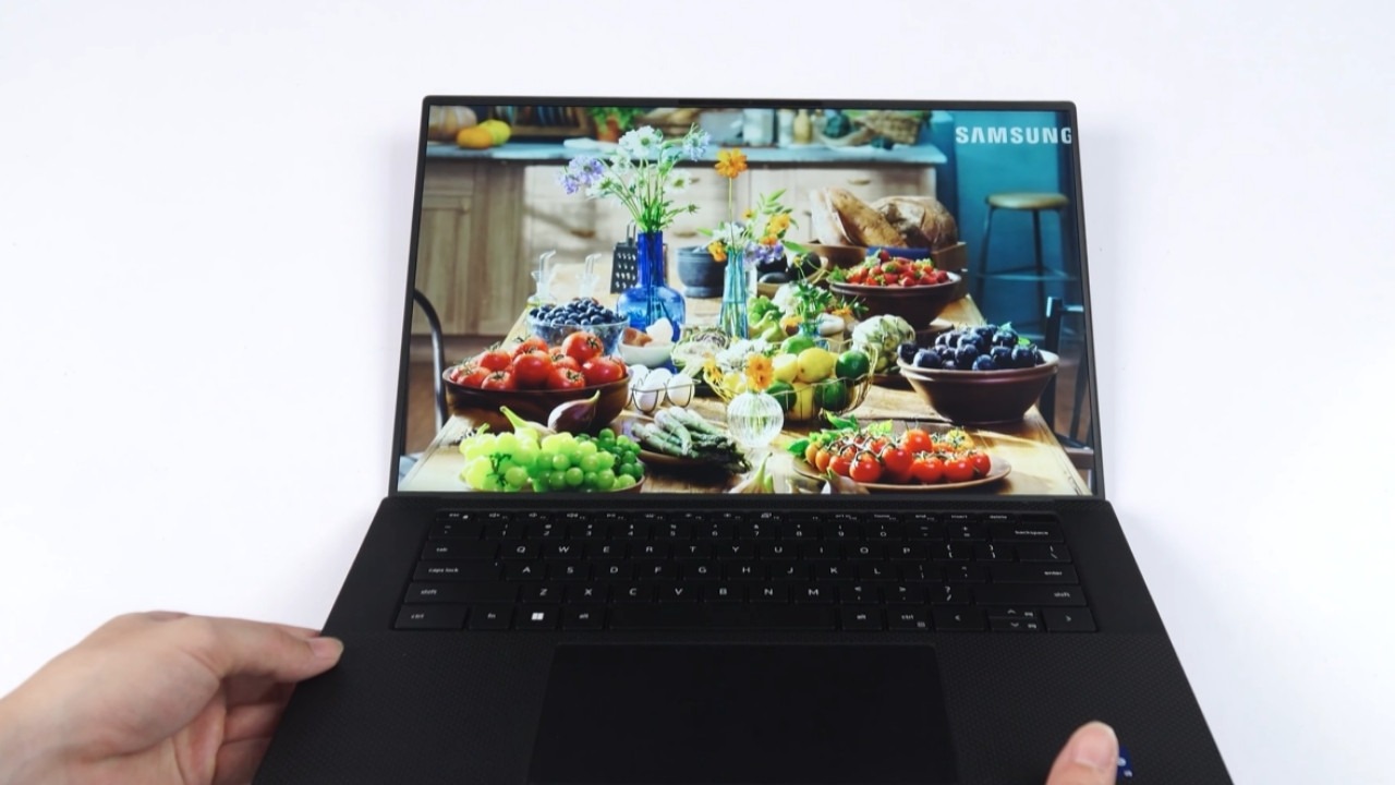 Dell Precision 5570 là laptop 4K di động mỏng nhẹ, hiệu năng cao, màn hình chuẩn màu đồ họa