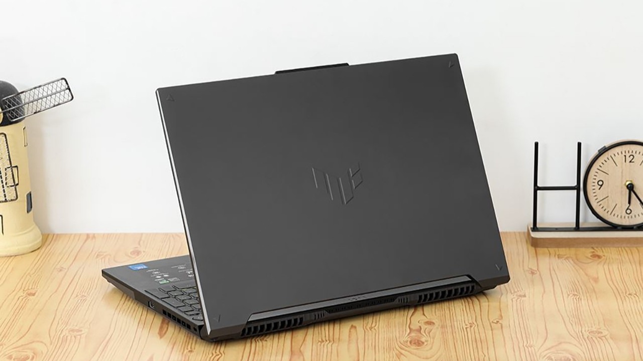 ASUS TUF Gaming F16 FX607VJ-RL035W là laptop cho sinh viên Khoa học máy tính bền bỉ, mạnh mẽ