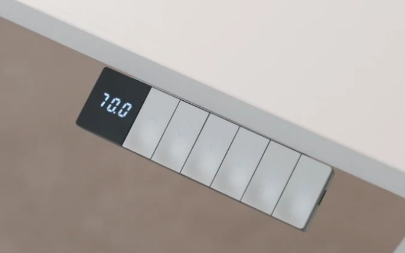 Động cơ khung bàn nâng hạ Motion S vận hành êm ái với tốc độ nâng 22mm/s ổn định