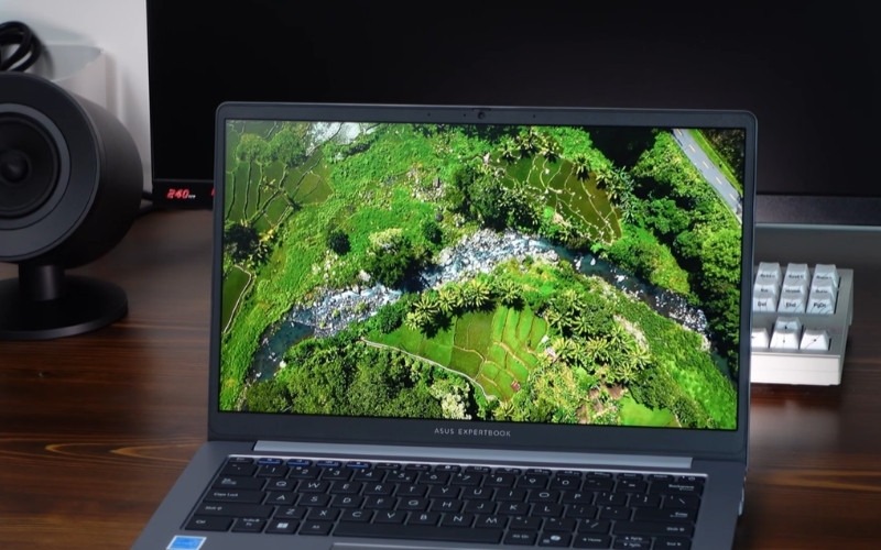 Màn hình ASUS ExpertBook P1403CVA-C7H16-63WS 14 inch FHD sắc nét, hiển thị rõ ràng và đáp ứng tốt công việc văn phòng