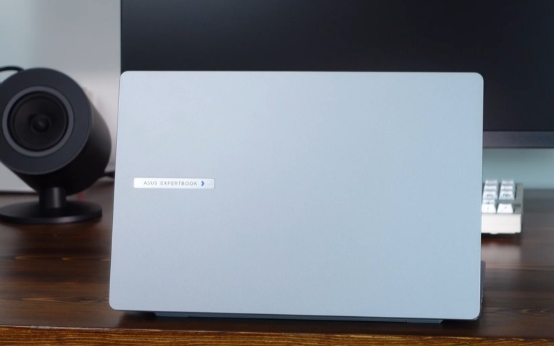 ASUS ExpertBook P1403CVA-C7H16-63WS là laptop văn phòng gọn nhẹ, hiệu năng ổn định và chính hãng ThinkPro