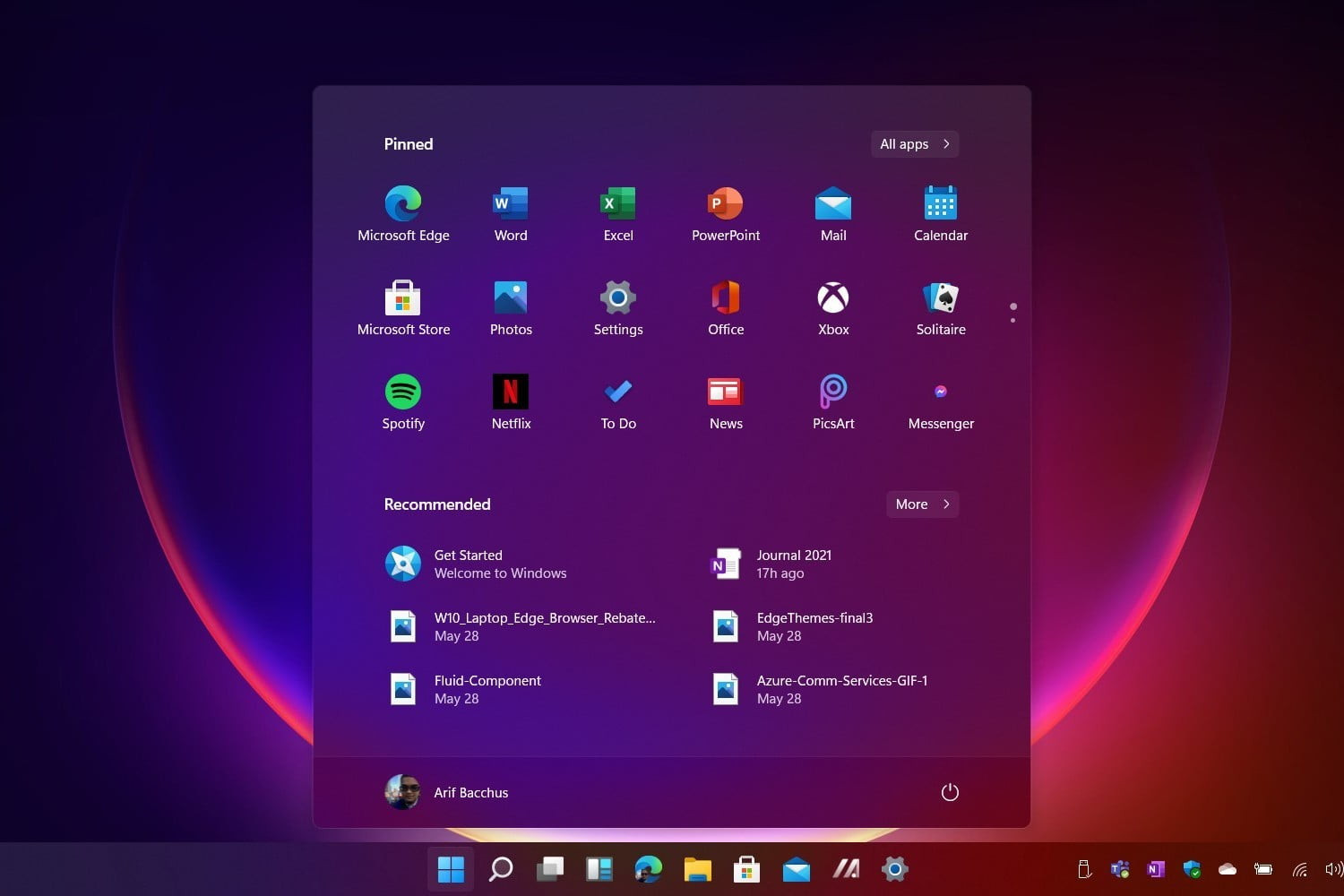 Giao diện Windows 11 với Start Menu và icon Taskbar mới, bo tròn, nhiều màu sắc