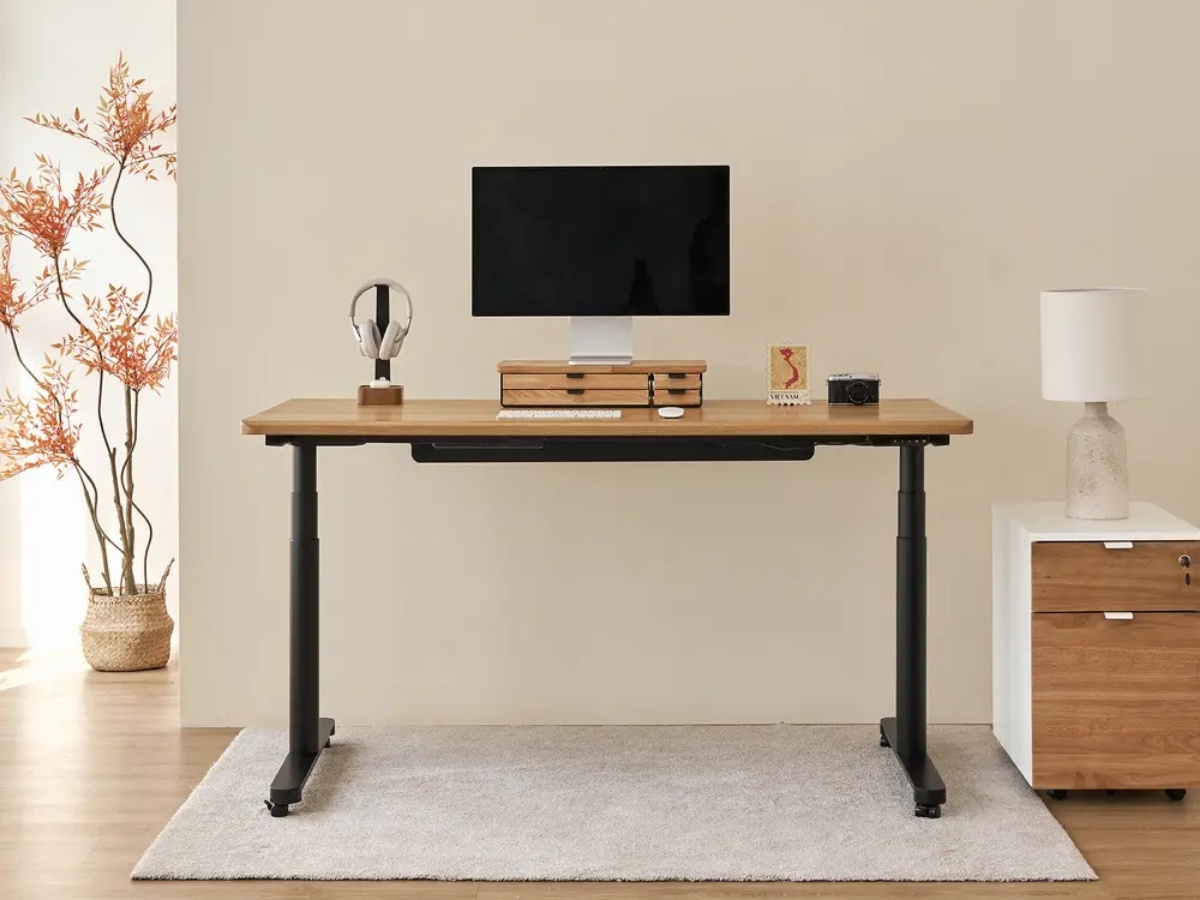 Smart Desk cho workspace hiện đại và khỏe mạnh Smart Desk cho workspace hiện đại và khỏe mạnh