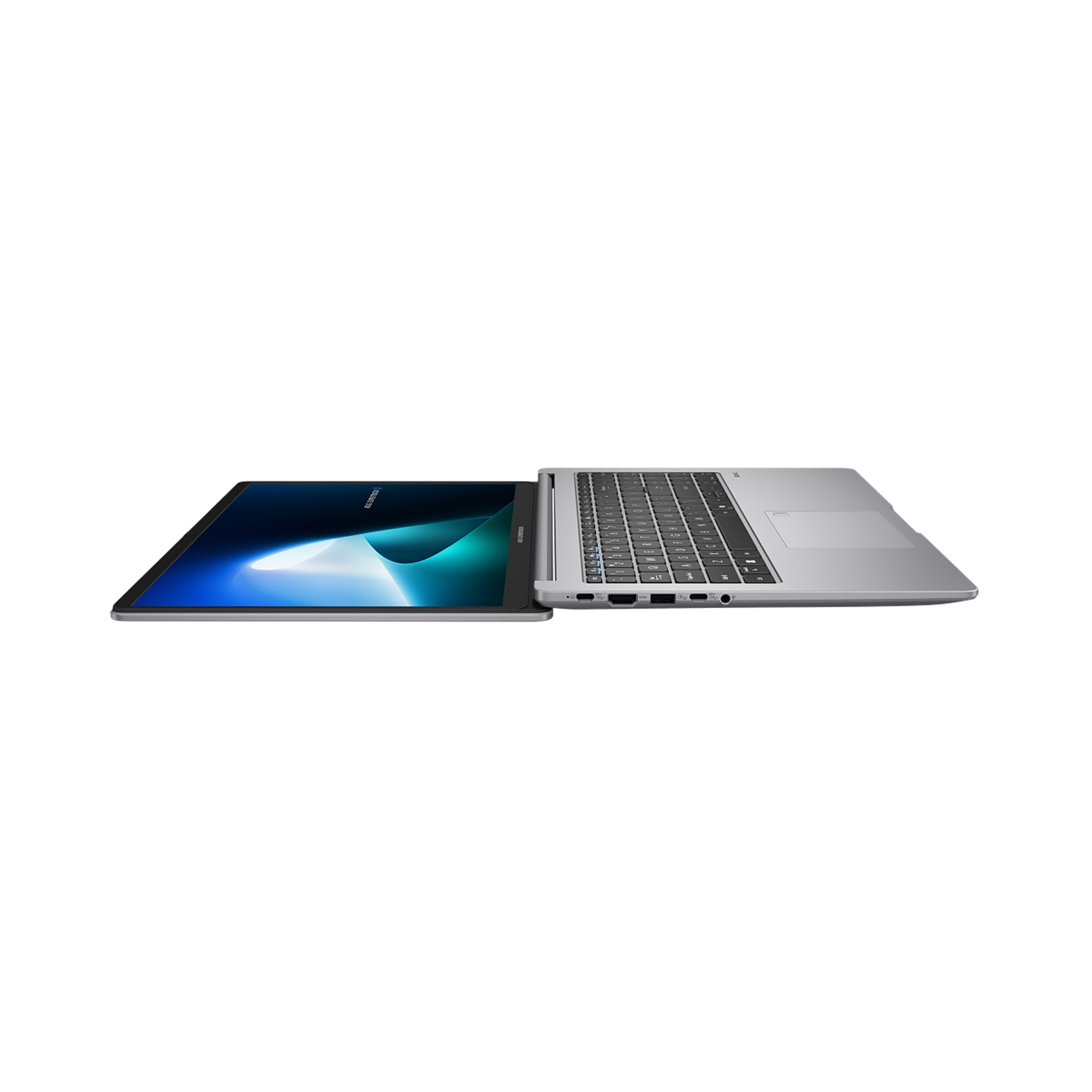Cạnh máy và cụm cổng kết nối của Asus ExpertBook P1503CVA-C5H16-63WS