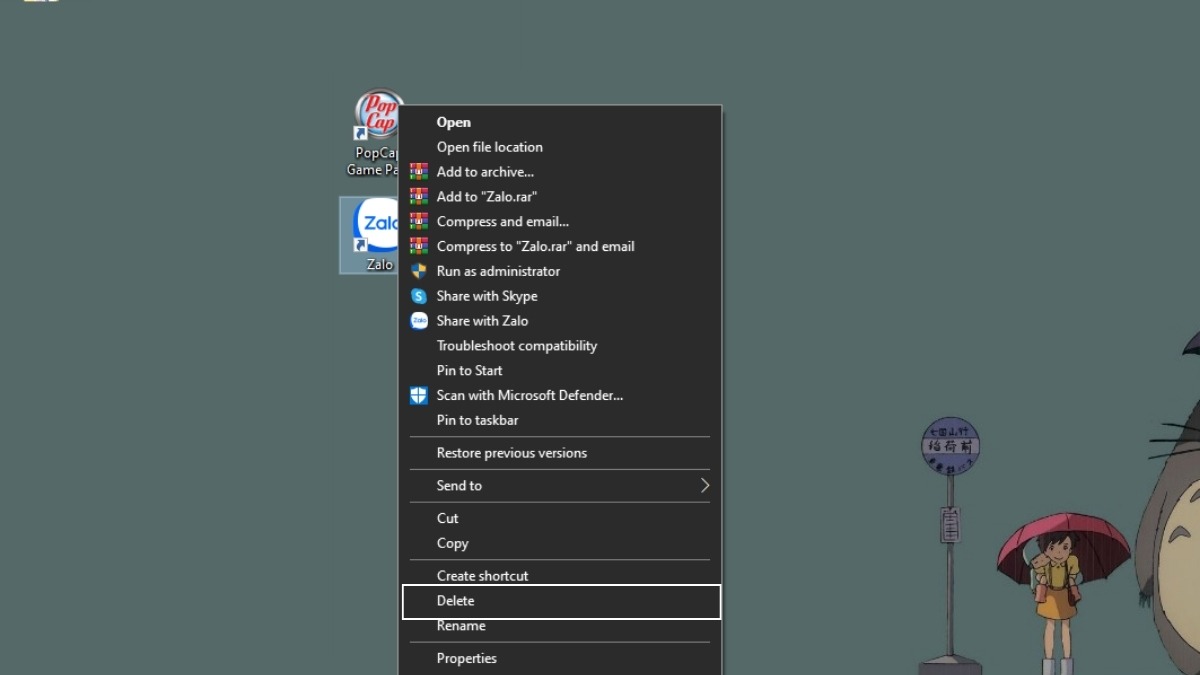 Click chuột phải vào ứng dụng và chọn Delete (Xóa)