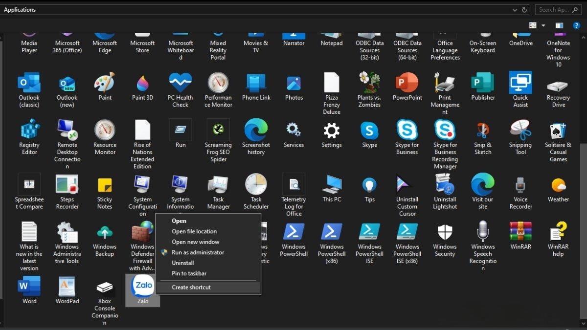 Click chuột phải vào ứng dụng và chọn Create shortcut