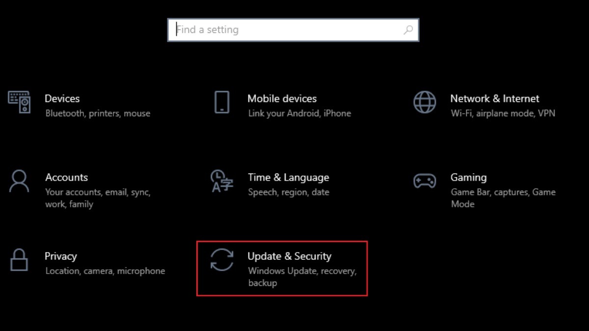Chọn Update & Security