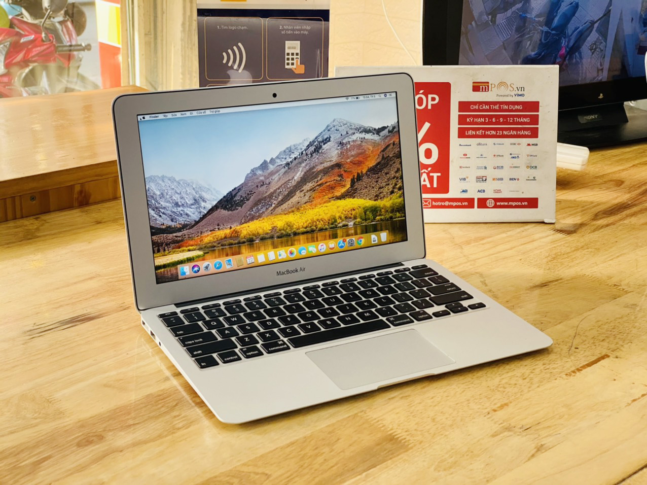 MacBook Pro cũ 13 inch 2015, phù hợp cho lập trình viên với bàn phím, RAM, CPU mạnh mẽ.
