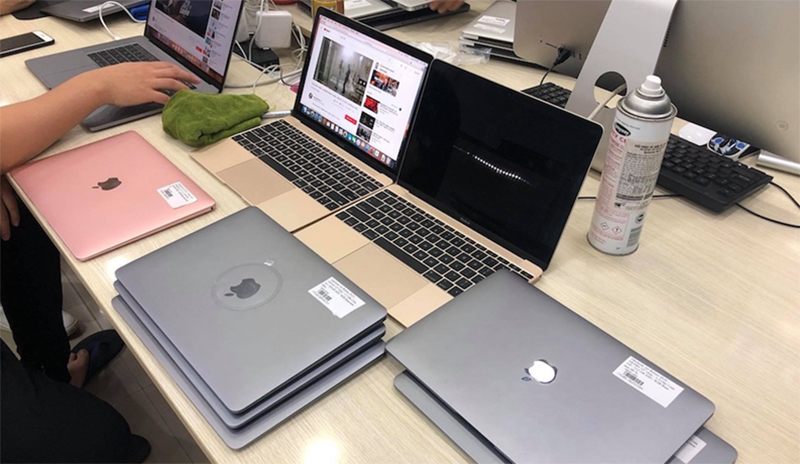 MacBook Air, Retina 12 inch hoặc Pro tùy nhu cầu. Tránh đời quá sâu.